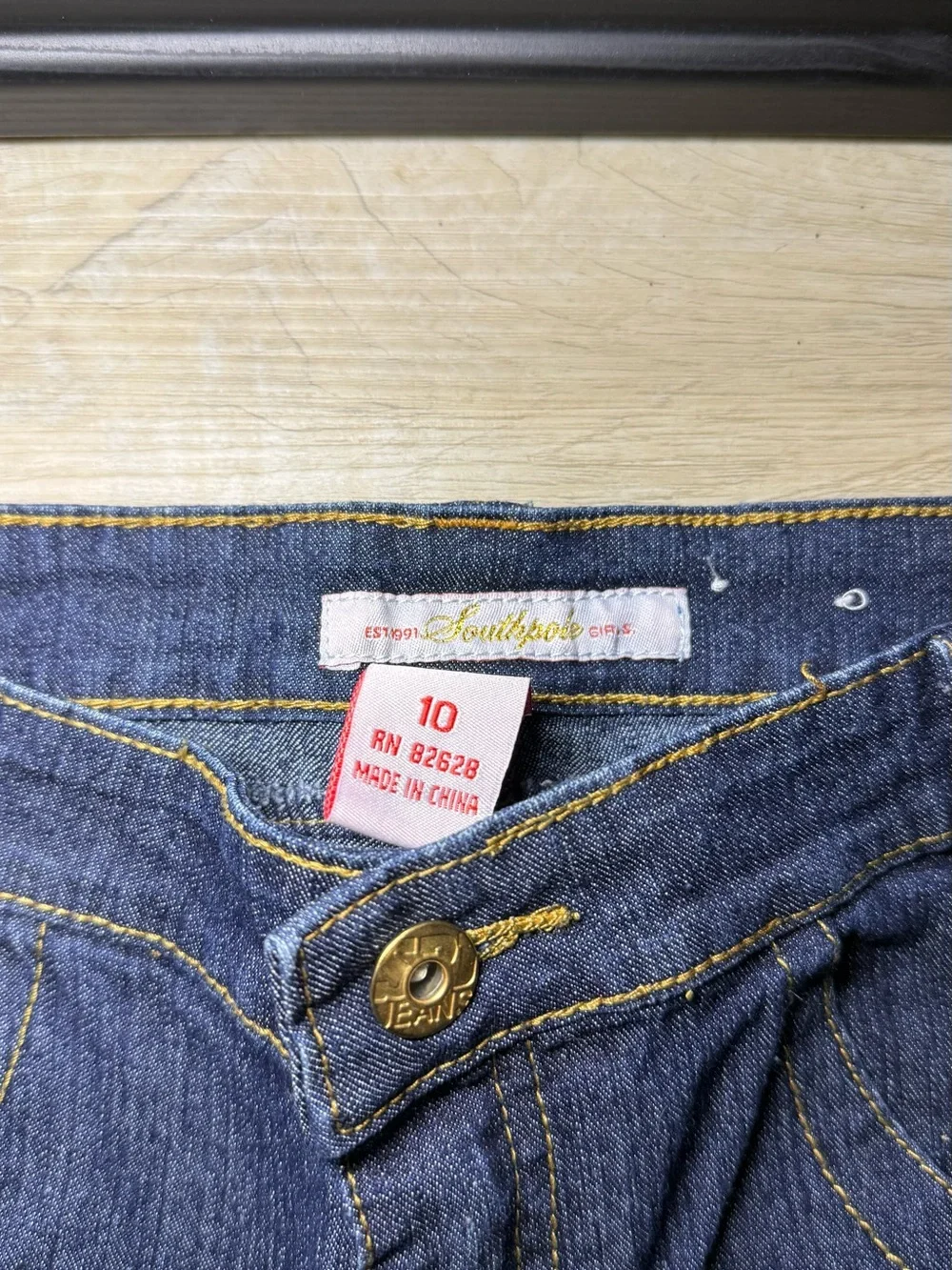 Y2K 2000s Girls Southpole Gold Embroidered ‘SP’ On Cuff Jeans
